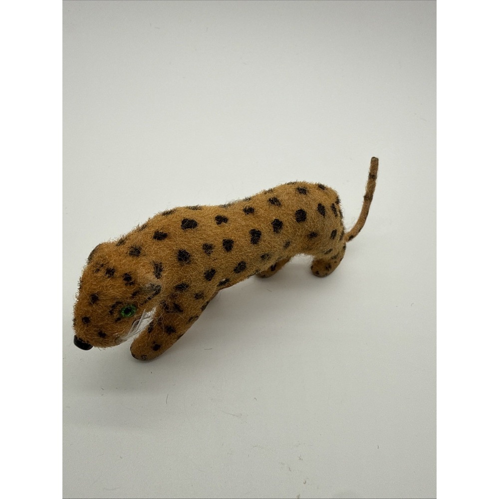 Vintage Wagner Kunstlerschutz Handwork Flocked Leopard Cheetah West Germany 3.5"